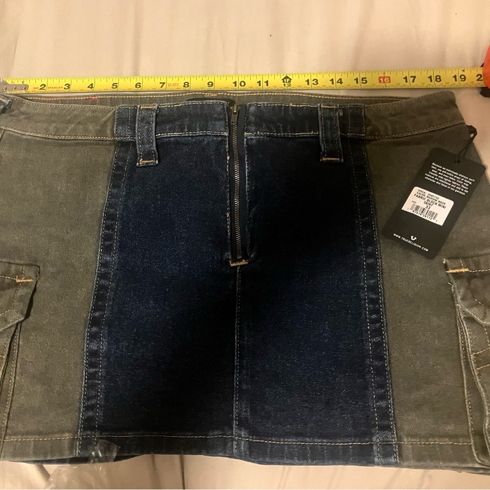Women’s True Religion Mini Skirt - Picture 6 of 8